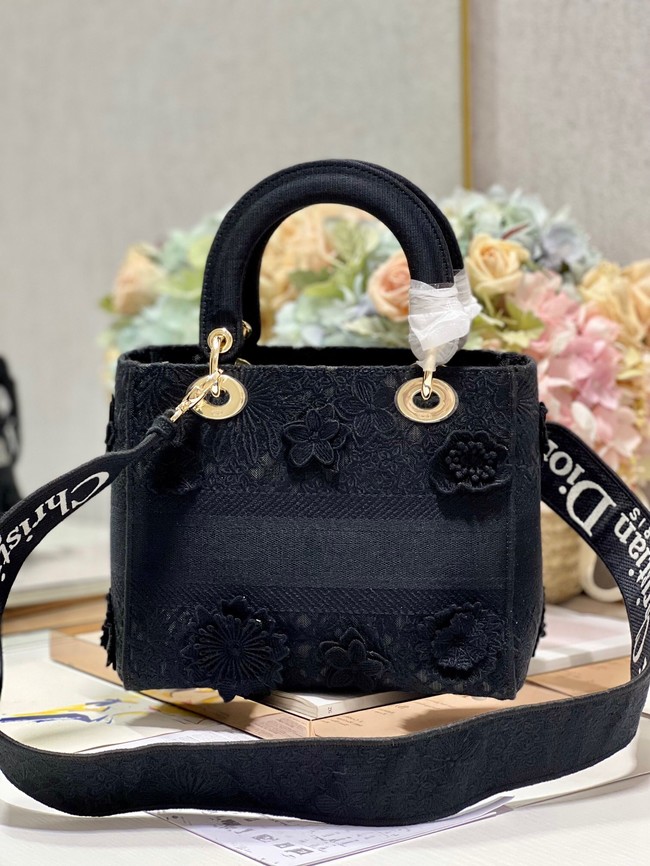 MEDIUM DIOR OR LADY D-LITE BAG M0565OIAU black