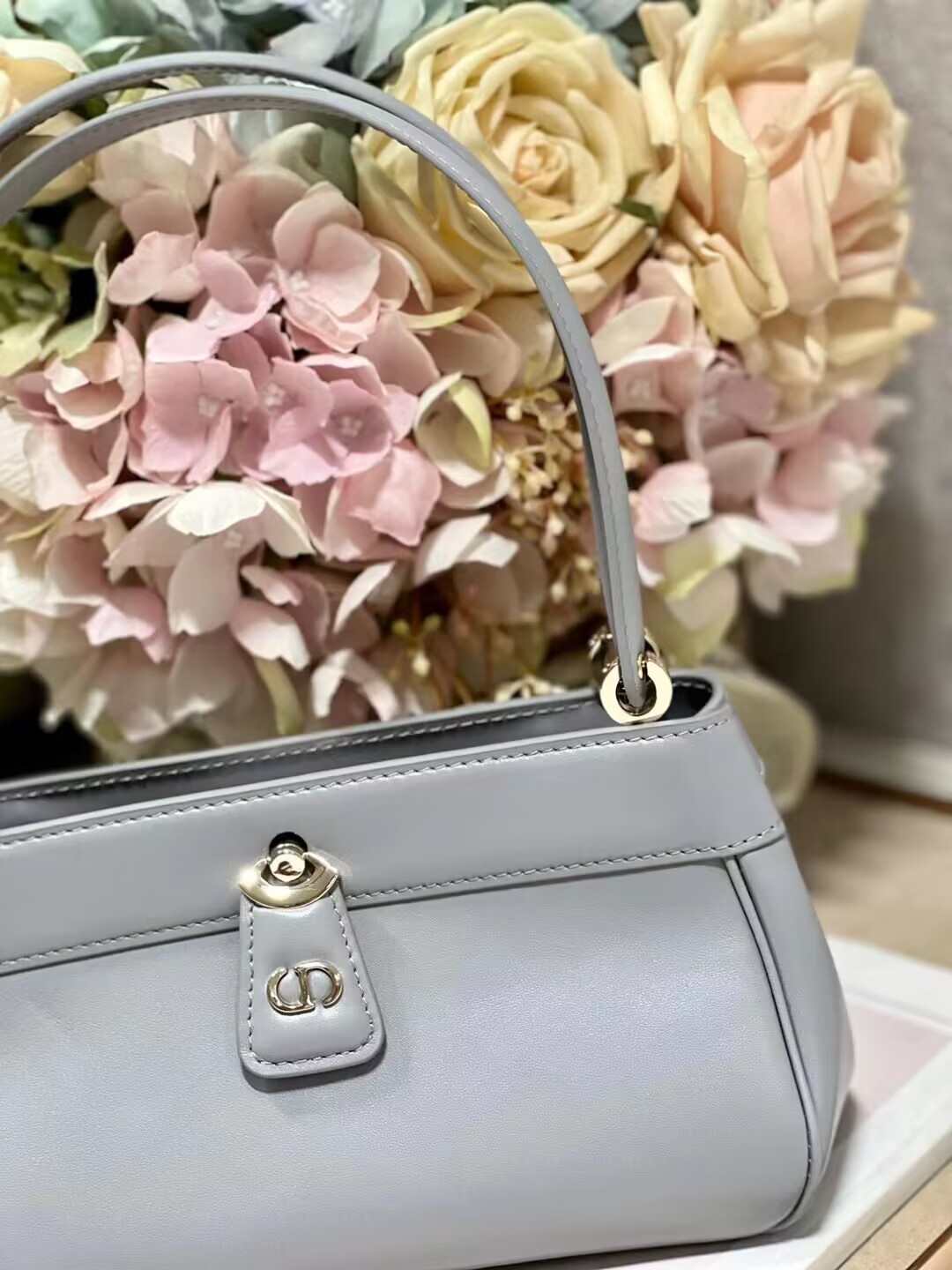 SMALL DIOR KEY BAG Box Calfskin M1844O gray