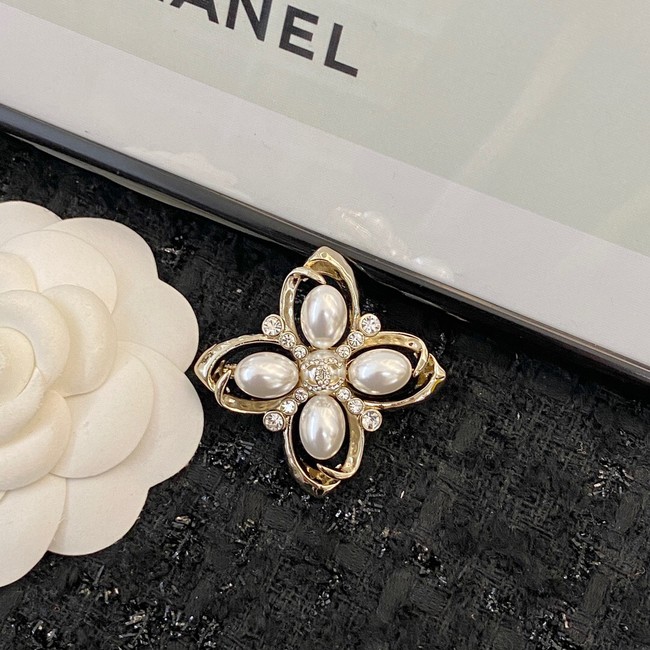 Chanel brooch CE11798