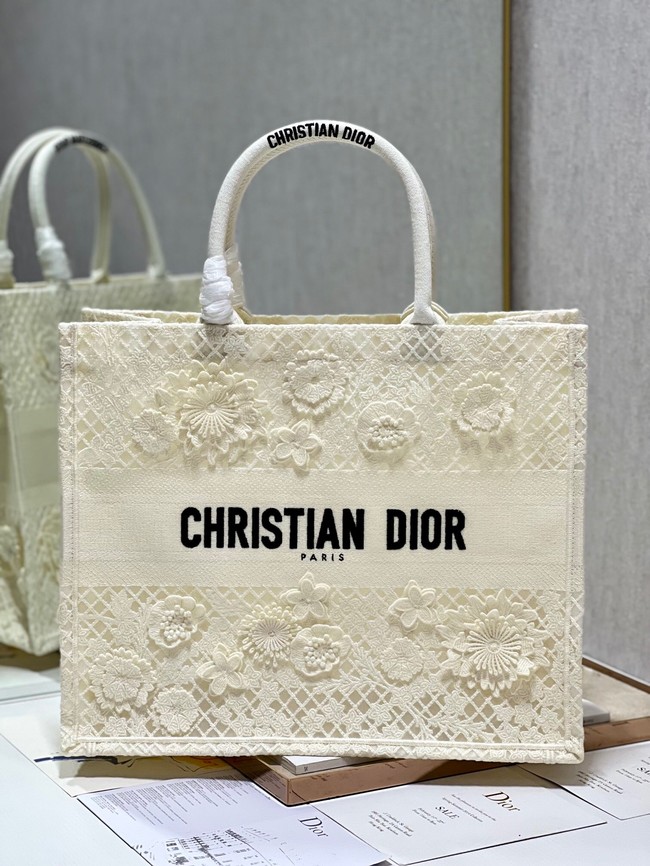 LARGE DIOR OR DIOR BOOK TOTE D-Lace Embroidery M1286ZTD-2