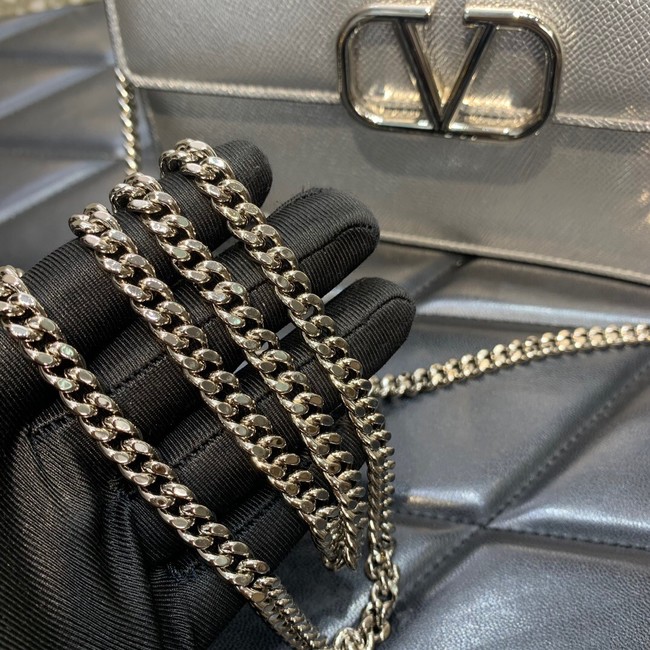 VALENTINO Garavani Rockstud Calfskin Chain bag 0S93VL silver