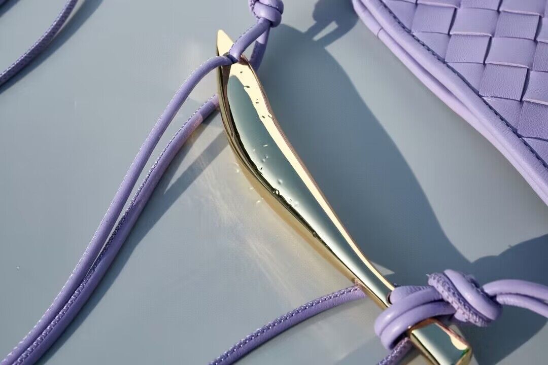 Bottega Veneta Sardine Intrecciato Gold Hardware Handle Bag 744267 Purple