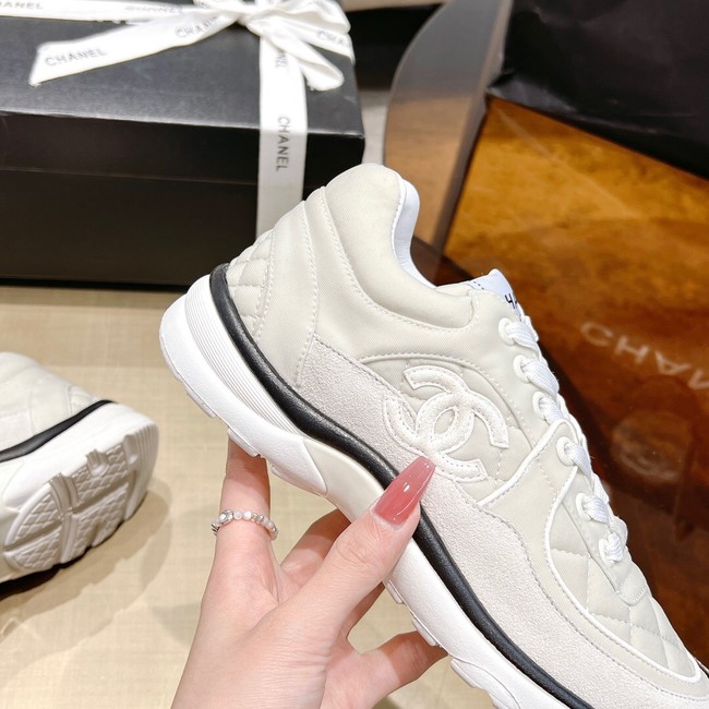 Chanel Womens sneakers 93542-3