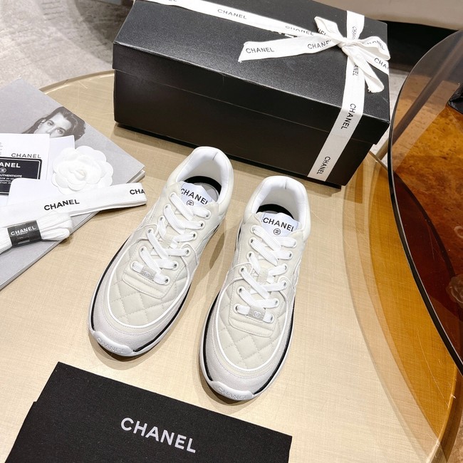 Chanel Womens sneakers 93542-3