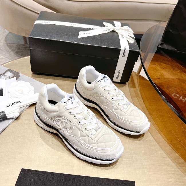 Chanel Womens sneakers 93542-3