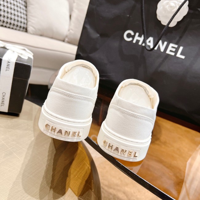 Chanel Womens sneakers 93543-1