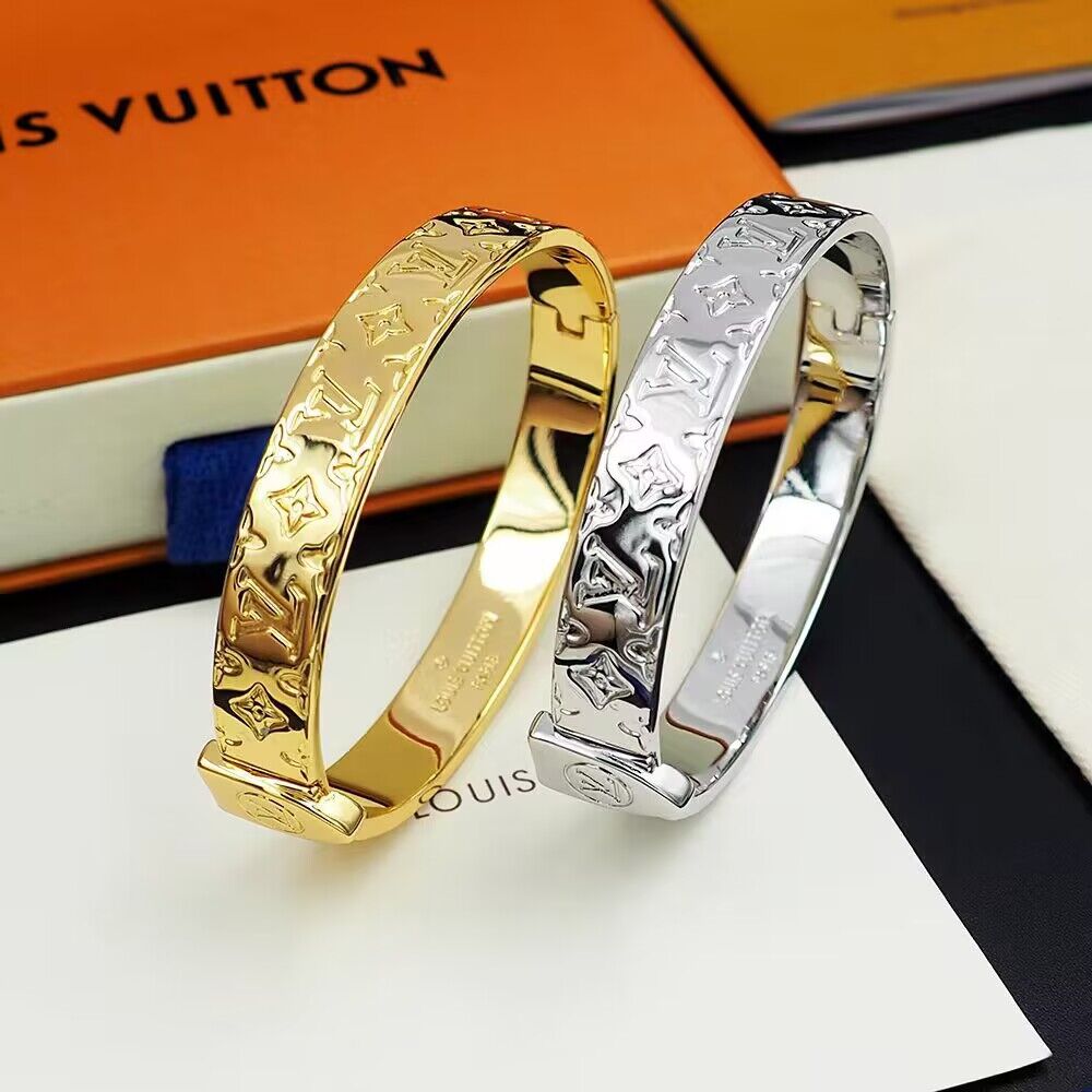 Louis Vuitton bracelet LV11799