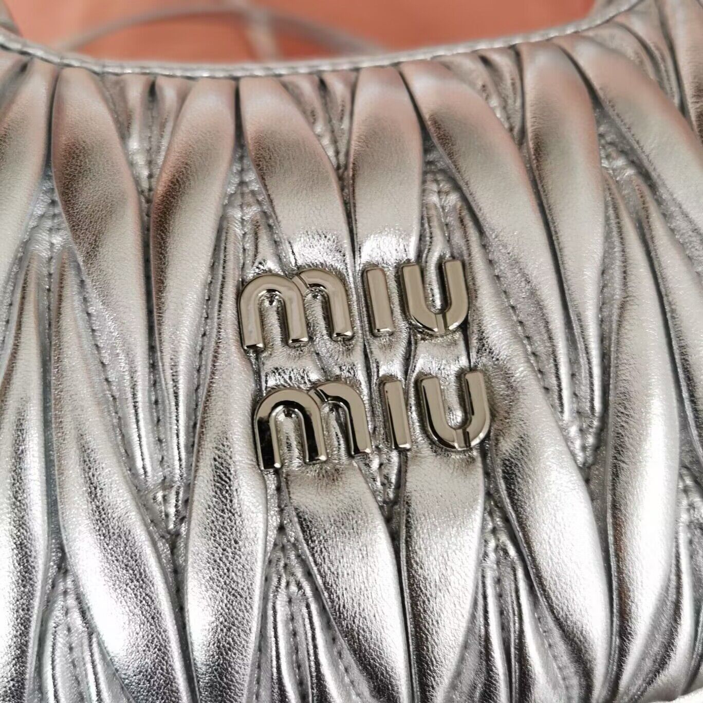 Miu Miu Wander Matelasse Original Sheepskin Bag 5BC125 Silver