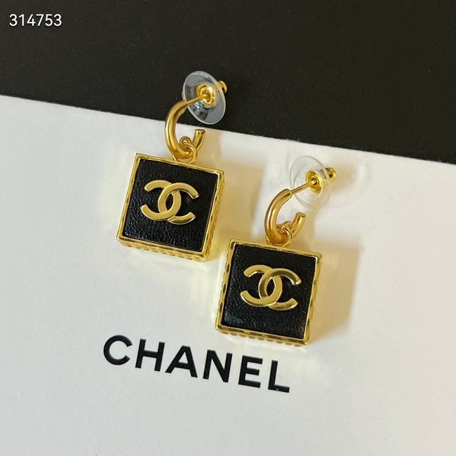 Chanel Earrings CE11865