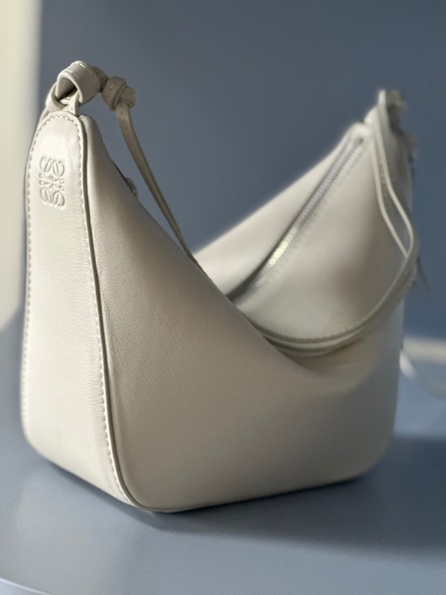 Loewe Original Leather Shoulder Handbag C923 Cream