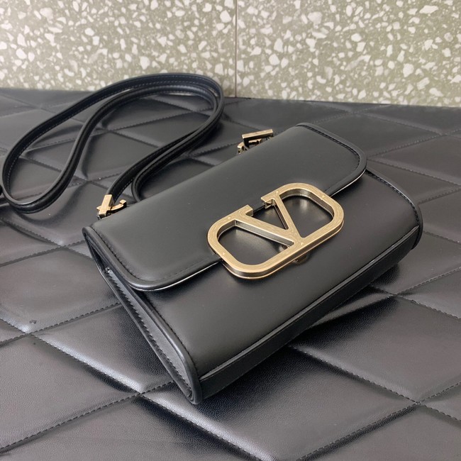 VALENTINO LOCO calf leather mini 0167 black