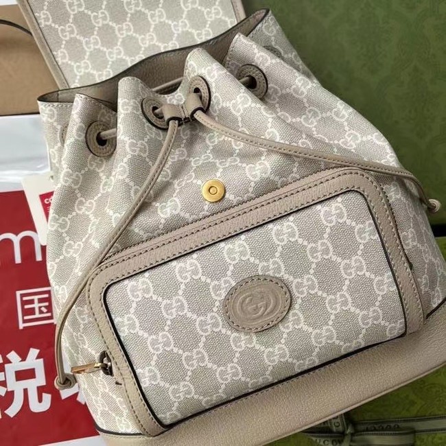 GUCCI BACKPACK WITH INTERLOCKING G 674147 white