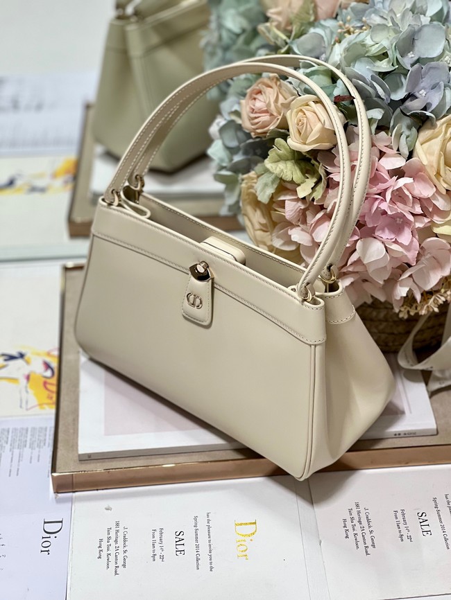 MEDIUM DIOR KEY BAG Dusty Ivory Box Calfskin M1843OBEQ