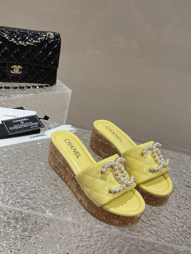 Chanel Slippers 93532-6