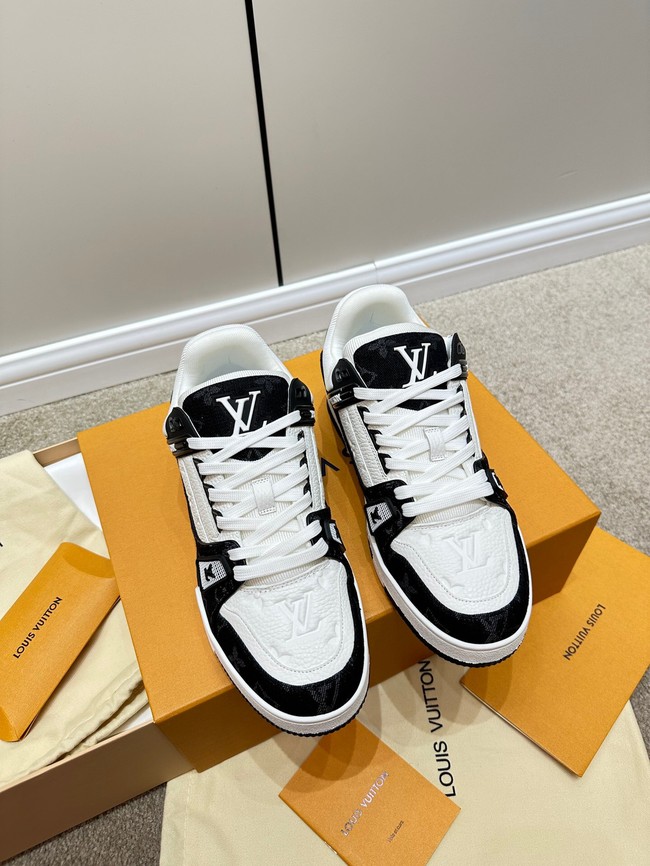 Louis Vuitton Sneaker 93540-1