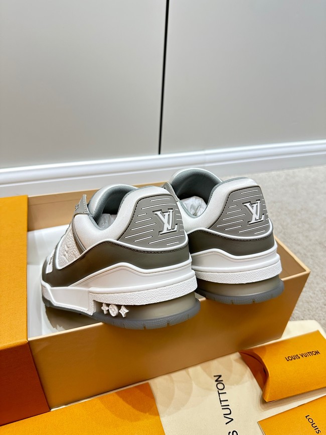 Louis Vuitton Sneaker 93542-4