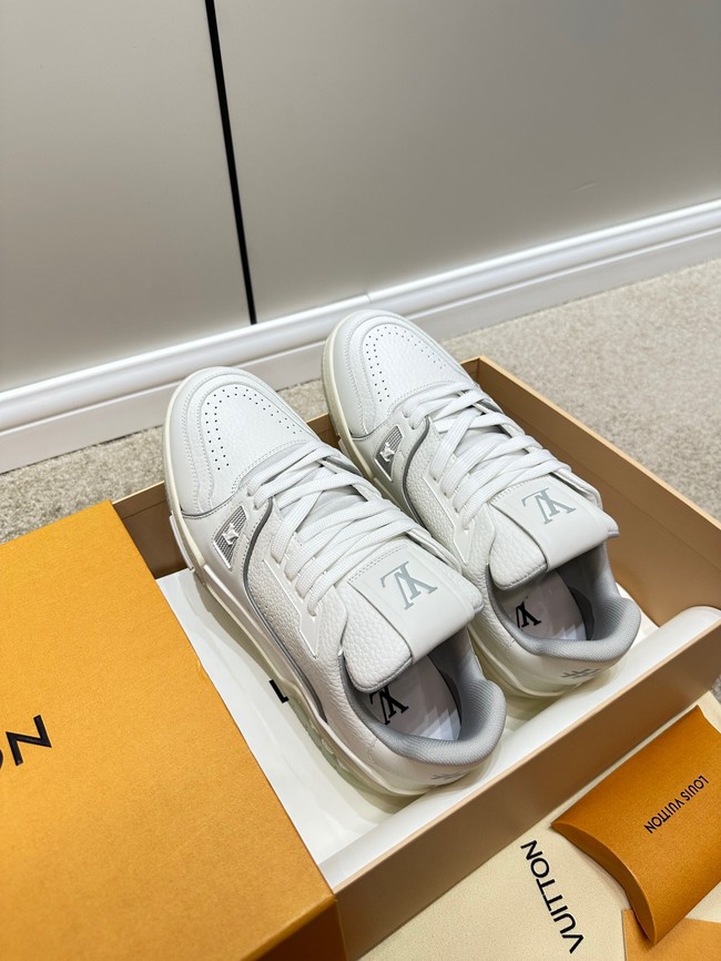 Louis Vuitton Sneaker 93542-5