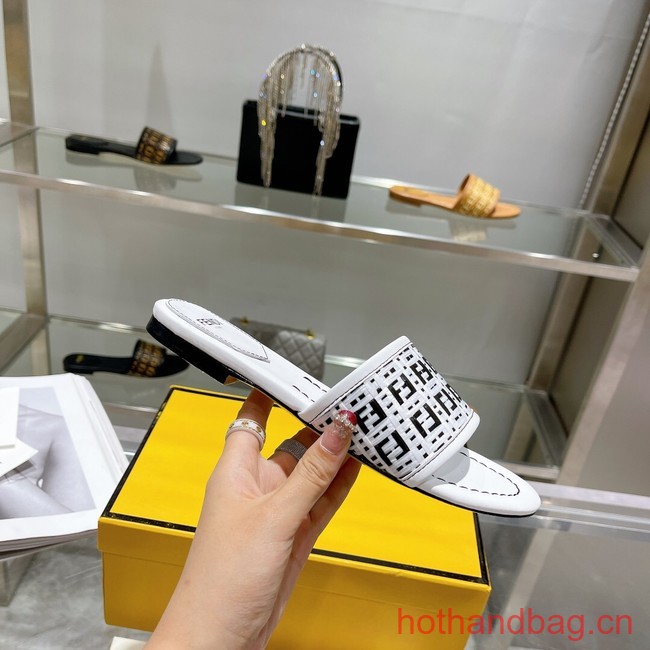 Fendi Slippers 93593-13