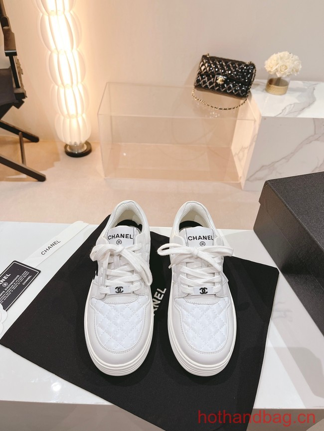 Chanel Sneaker 93628-1