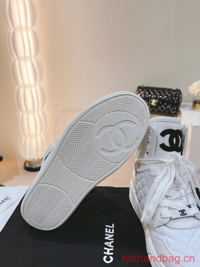 Chanel Sneaker 93629-1