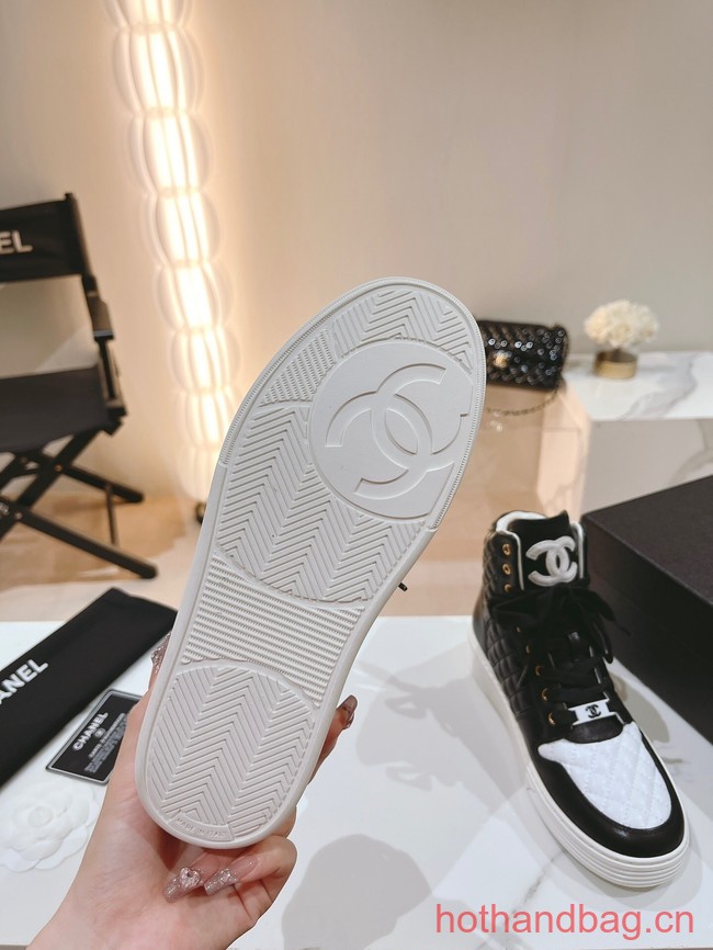 Chanel Sneaker 93629-2