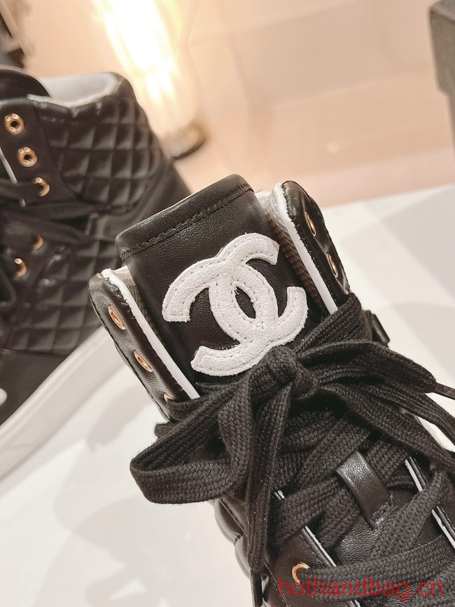 Chanel Sneaker 93629-2