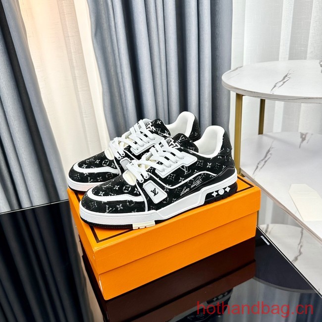 Louis Vuitton Trainer Sneaker 93624-7