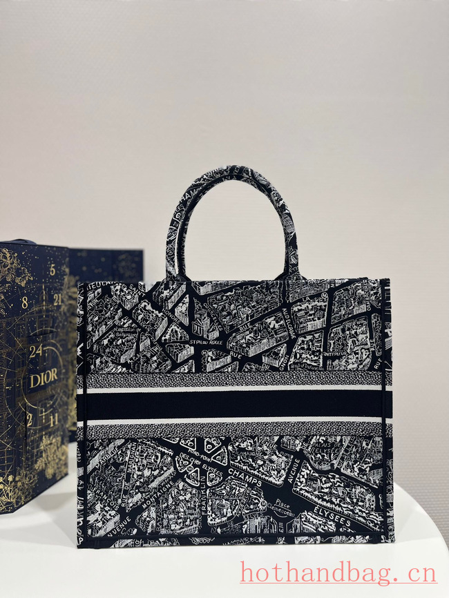 LARGE DIOR BOOK TOTE Black and White Plan de Paris Embroidery M1286ZOMP