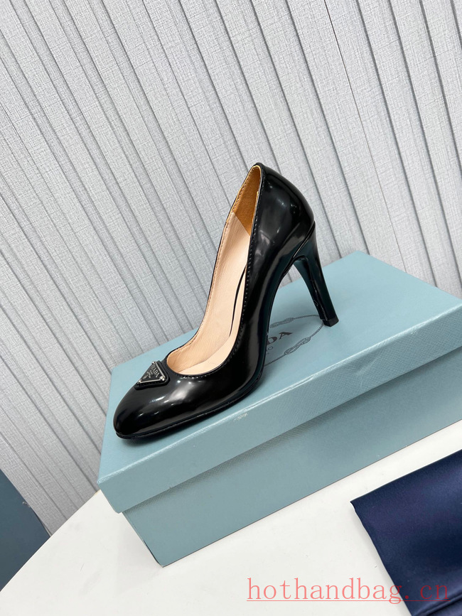 Prada leather pumps 93608-4