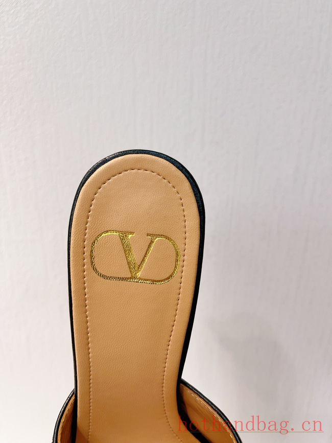 Valentino Sandals 93634-3