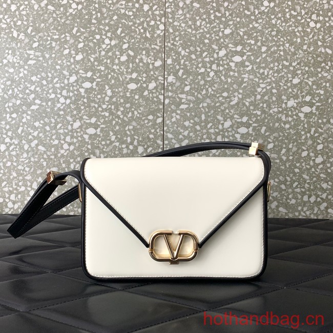 VALENTINO GARAVANI LETTER SMALL BAG 0M59 WHITE&BLACK