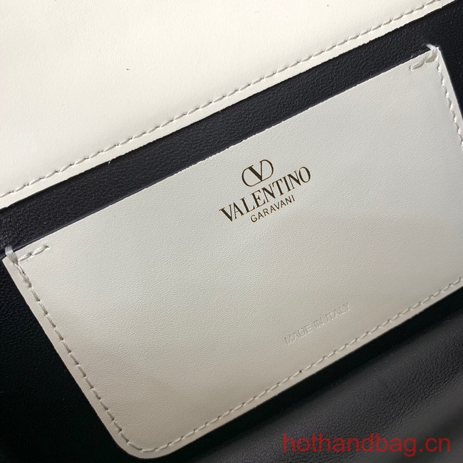 VALENTINO GARAVANI LETTER SMALL BAG 0M59 WHITE&BLACK