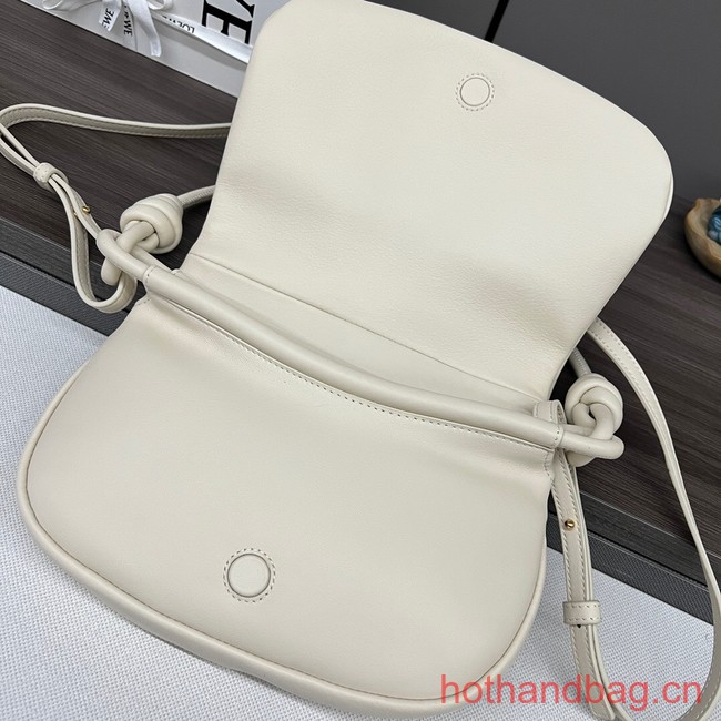 Loewe Original Leather Shoulder bag 062317 Cream