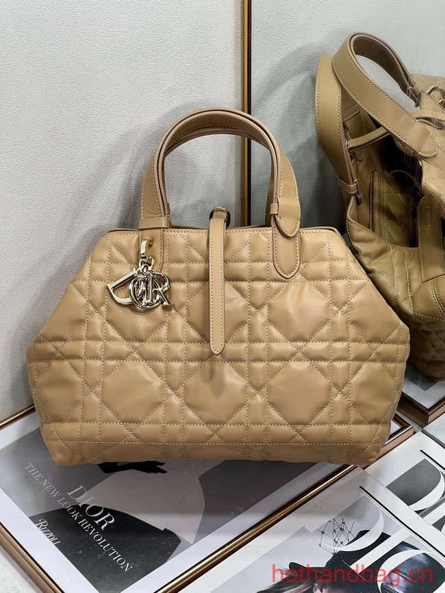 MEDIUM DIOR TOUJOURS BAG Medium Tan Macrocannage Calfskin M2821O