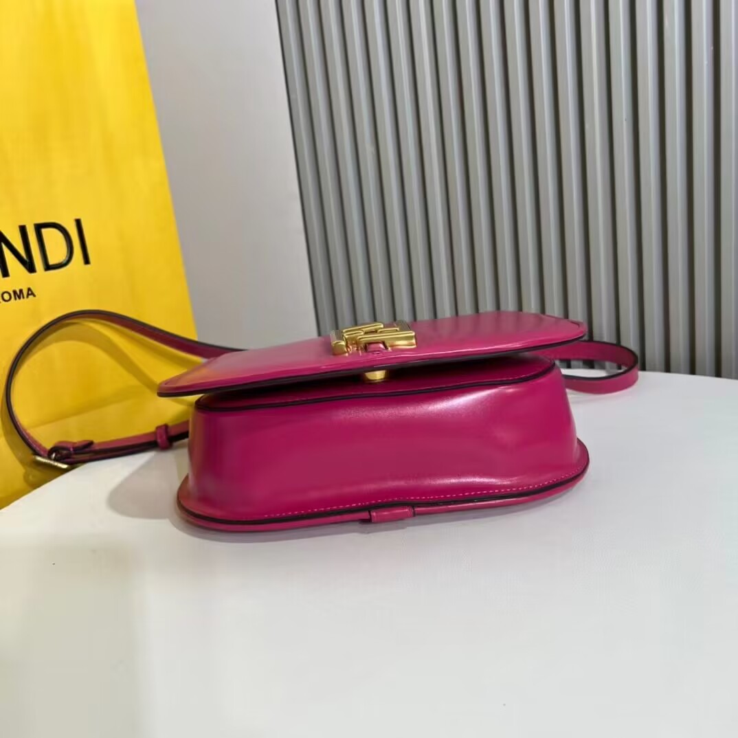 Fendi C mon Medium 8BT366 Fuchsia