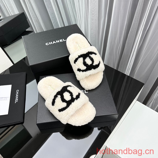 Chanel Slippers 93681-14
