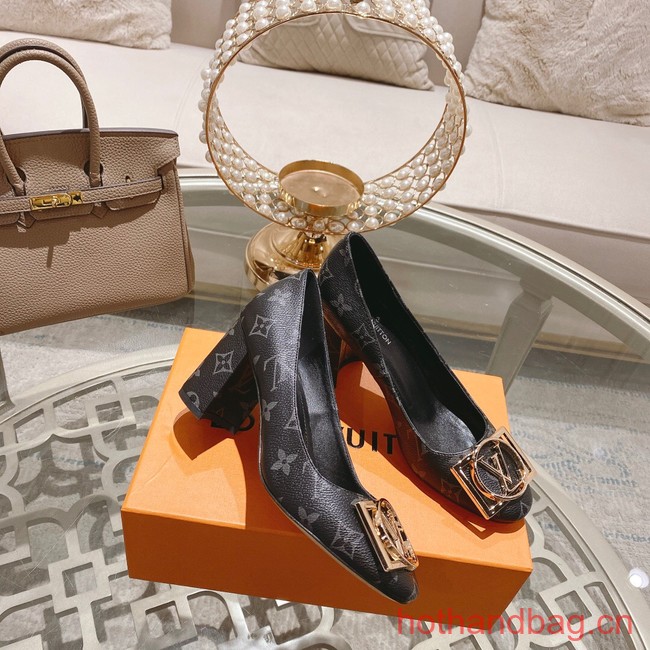 Louis Vuitton shoes 93682-9