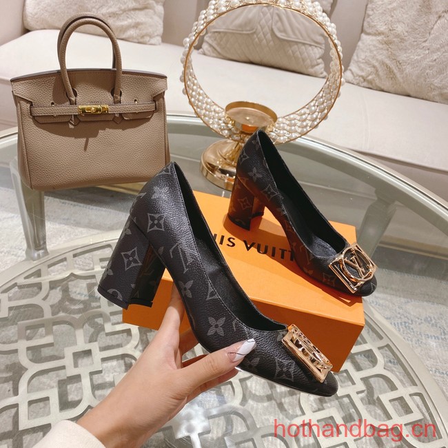 Louis Vuitton shoes 93682-9