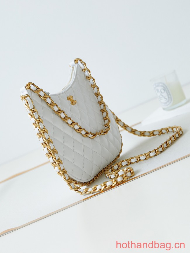 Chanel LARGE HOBO BAG AS4368 white