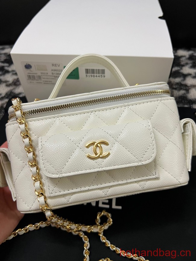 Chanel CLUTCH WITH CHAIN AP3017 white