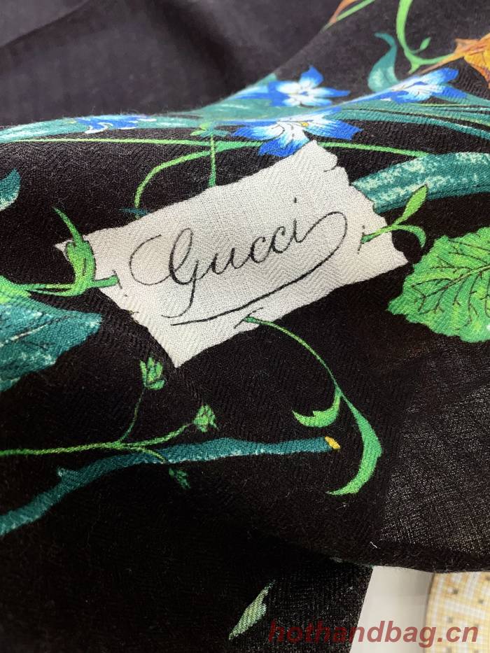 Gucci Scarf GUC00279