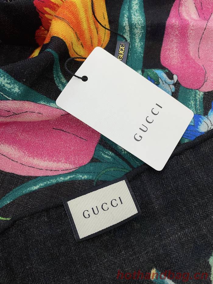 Gucci Scarf GUC00279