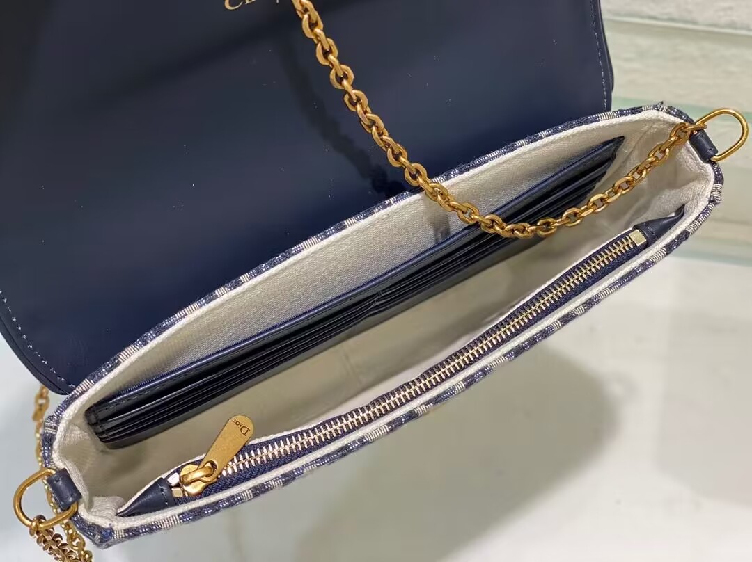 DIOR SADDLE POUCH WITH CHAIN Blue Dior Oblique Jacquard S5907CT