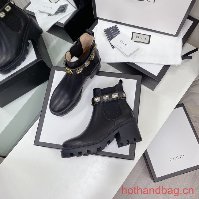 Gucci LEATHER ANKLE BOOT WITH BELT 93703-7