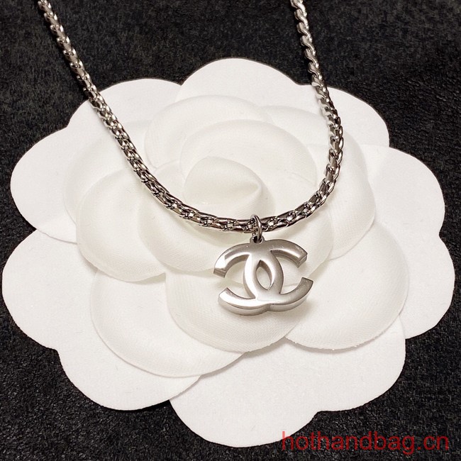 Chanel NECKLACE CE12368