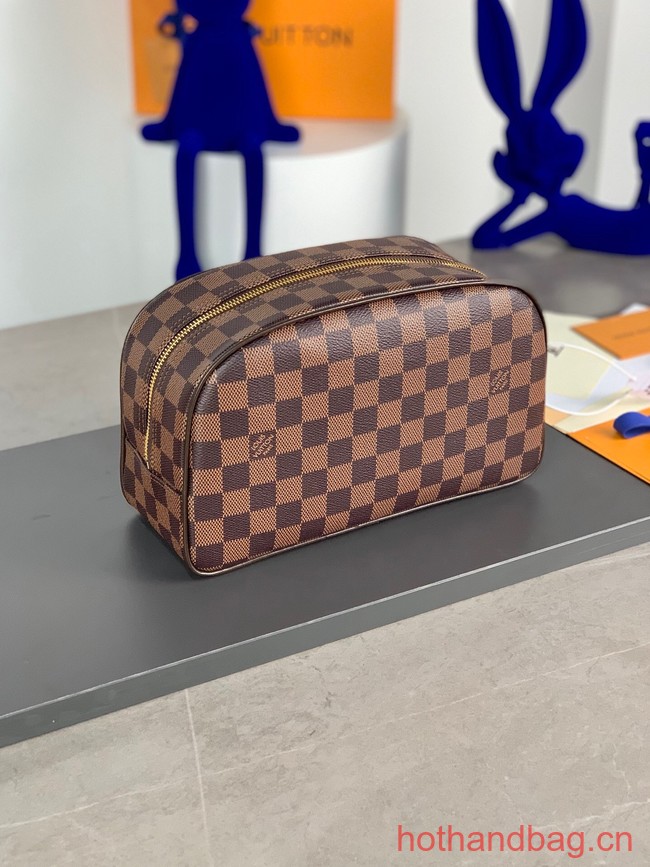 Louis Vuitton Dopp Kit M47528-11