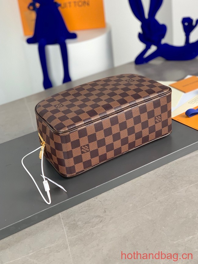 Louis Vuitton Dopp Kit M47528-11