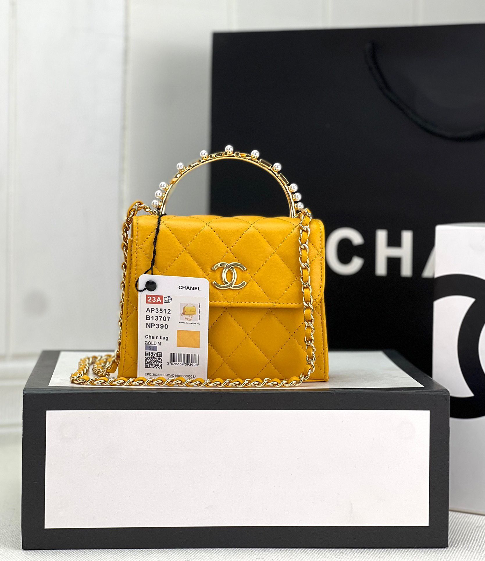 CHANEL 22B Kelly Pearl Top Handle Bag AP3513 Yellow