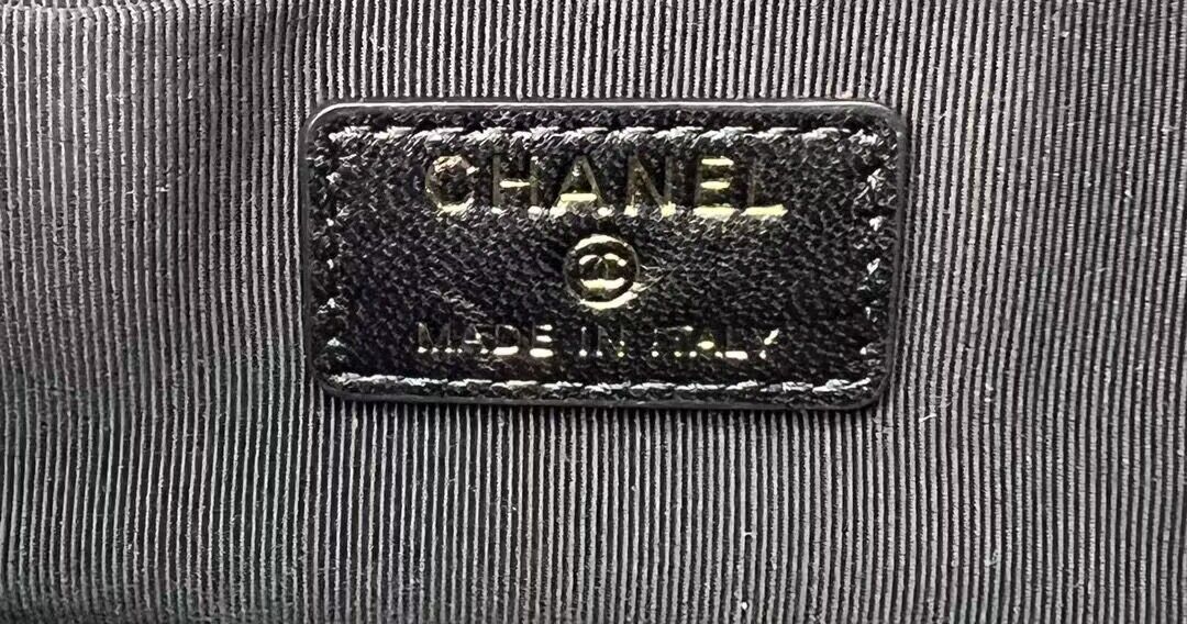 CHANEL 22B Kelly Pearl Top Handle Bag AP3562 Black