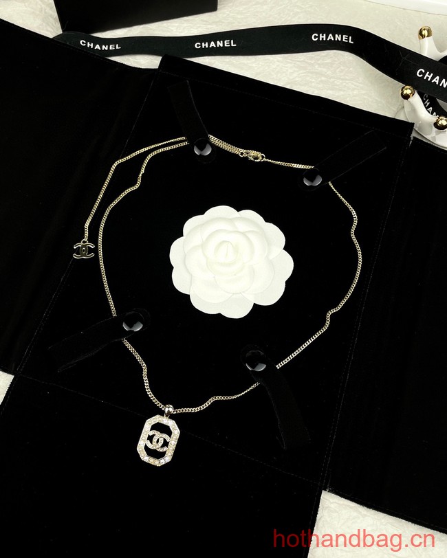 Chanel NECKLACE CE12676
